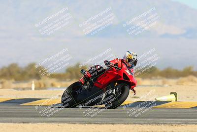 media/Feb-06-2025-Racers Edge (Thu) [[c17ed6f7b1]]/2-B Group/Session 2 (Turn 16)/